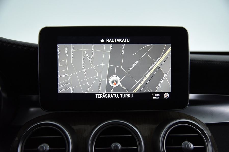 Mercedes-Benz C vaihtoauto