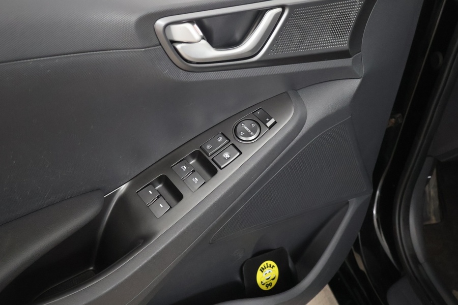 Hyundai IONIQ electric vaihtoauto