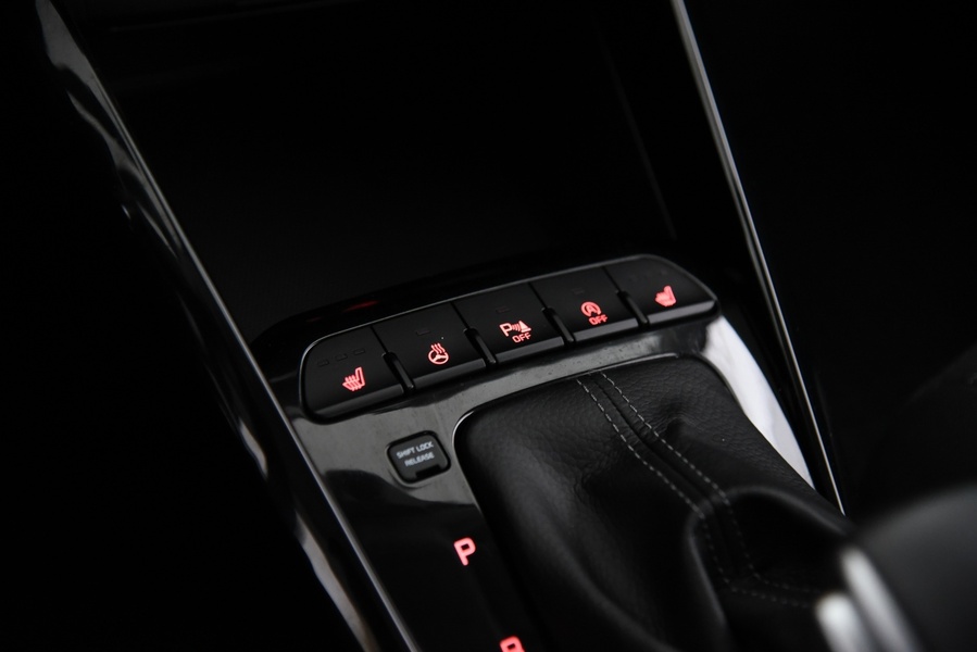 Kia Stonic vaihtoauto