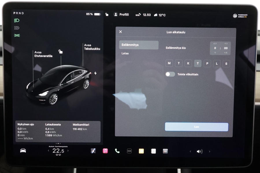 Tesla Model 3 vaihtoauto