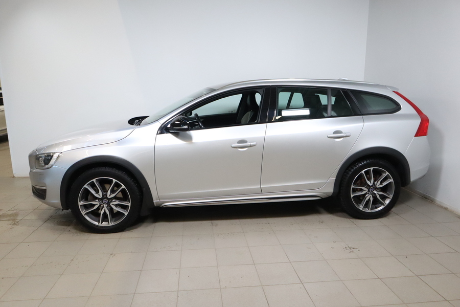 Volvo V60 Cross Country vaihtoauto