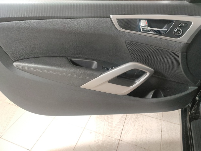 Hyundai Veloster vaihtoauto