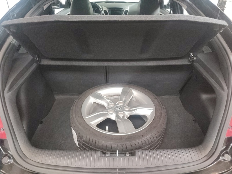 Hyundai Veloster vaihtoauto