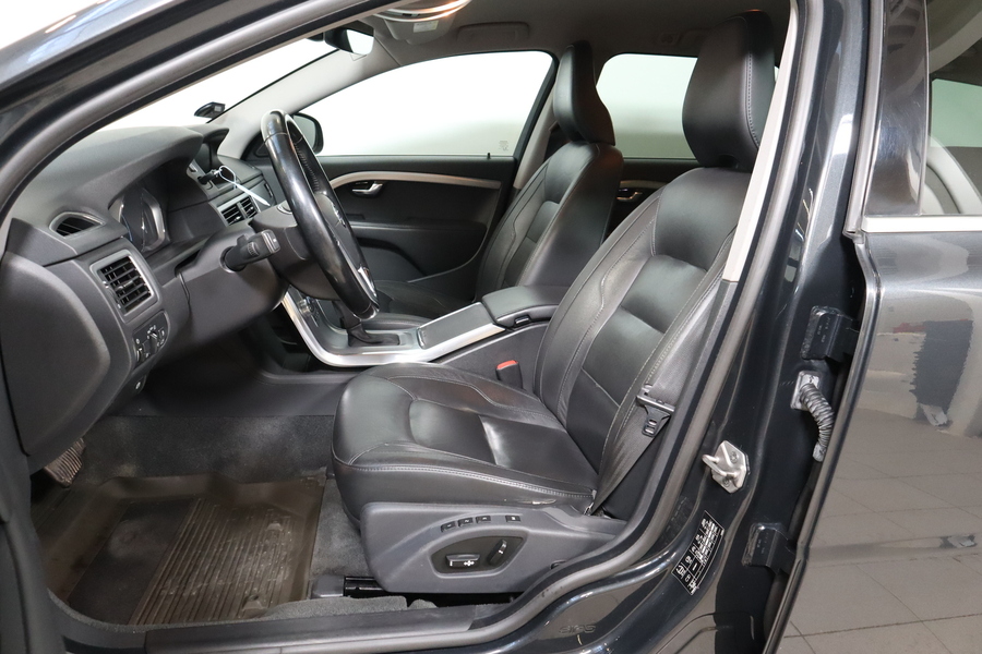 Volvo V70 vaihtoauto