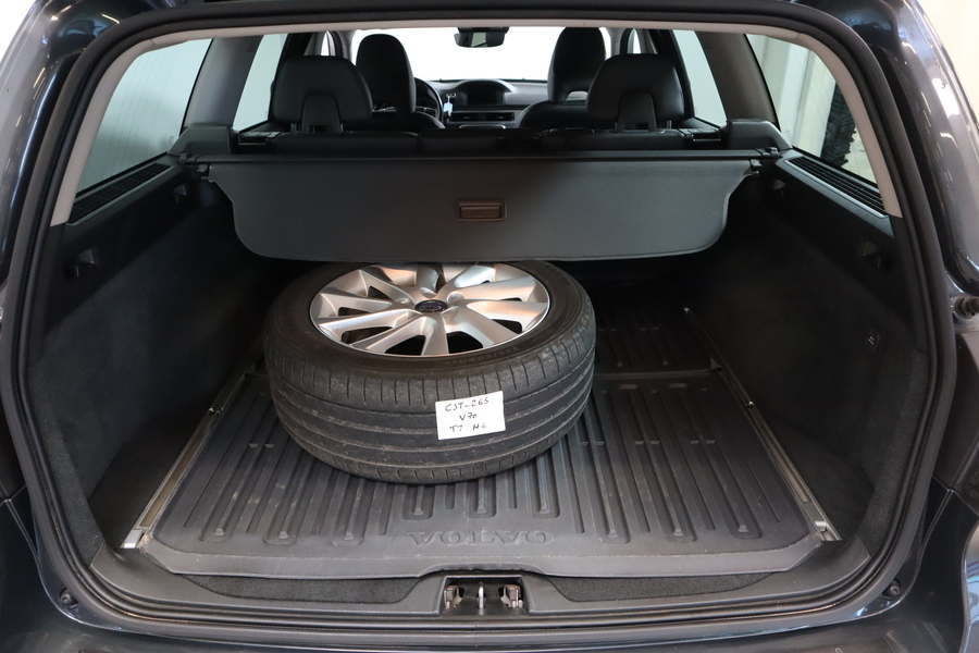 Volvo V70 vaihtoauto