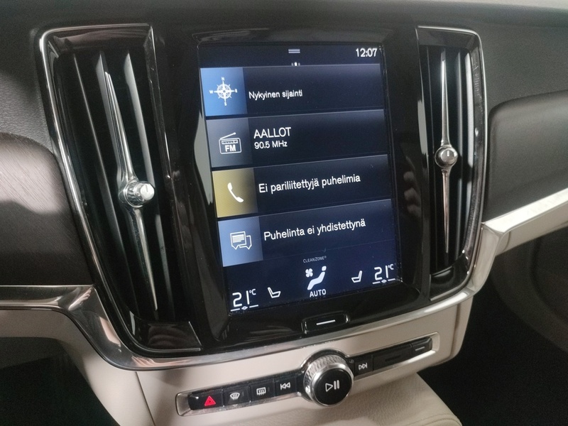 Volvo V90 Cross Country vaihtoauto