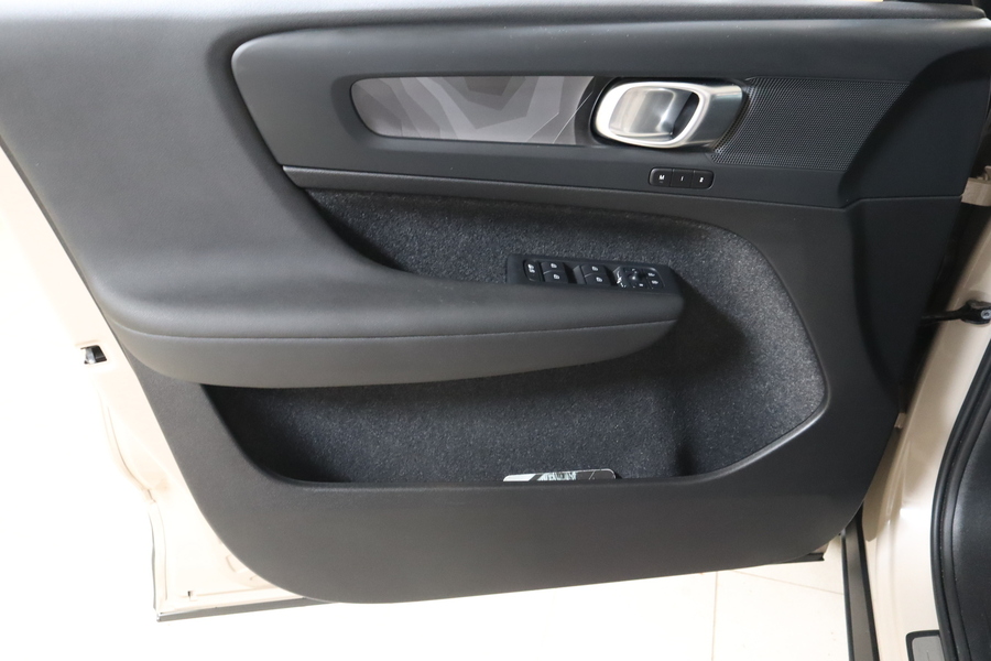 Volvo EC40 vaihtoauto