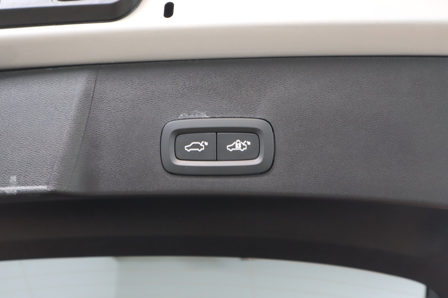 Volvo EX40 vaihtoauto