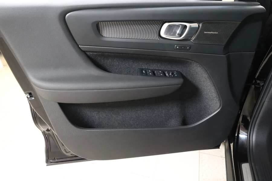 Volvo EC40 vaihtoauto