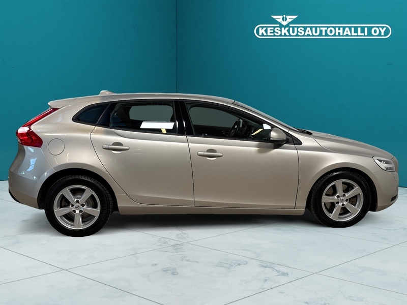 Volvo V40 vaihtoauto