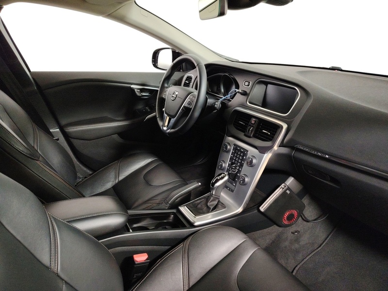 Volvo V40 Cross Country vaihtoauto