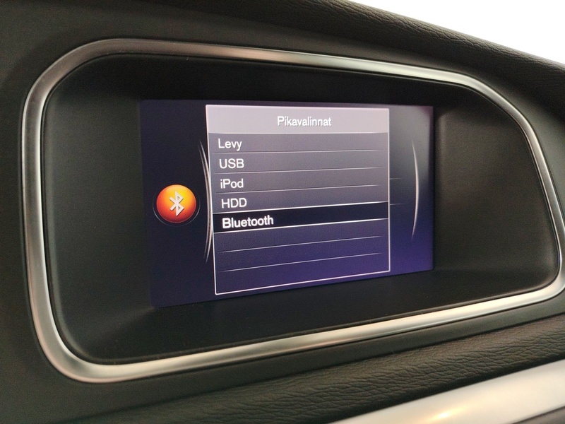 Volvo V40 Cross Country vaihtoauto