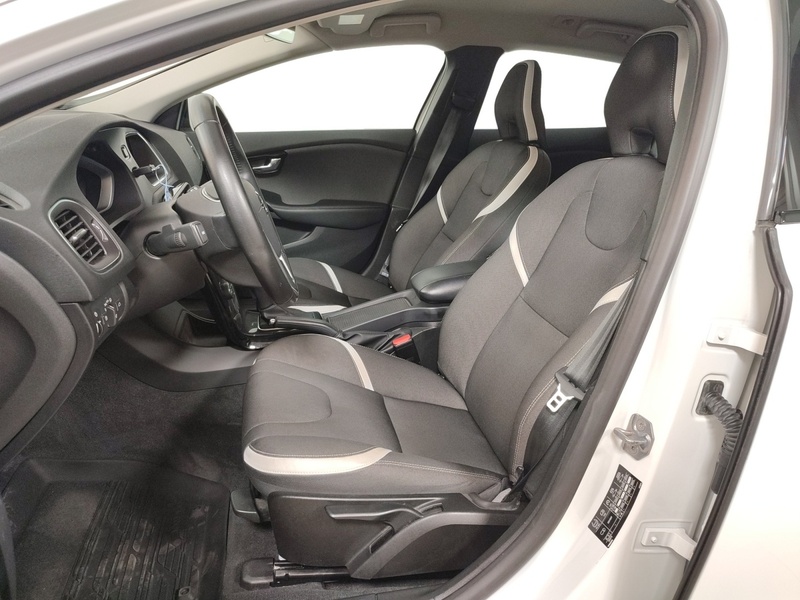 Volvo V40 vaihtoauto