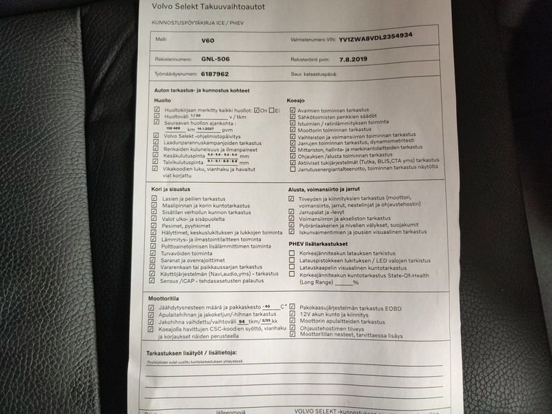 Volvo V60 vaihtoauto