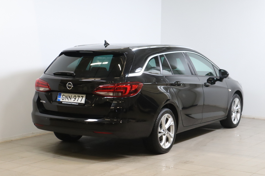 Opel Astra vaihtoauto