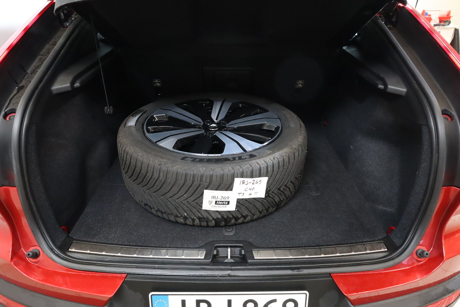 Volvo C40 vaihtoauto