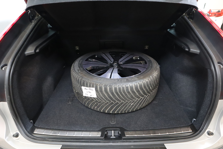 Volvo C40 vaihtoauto