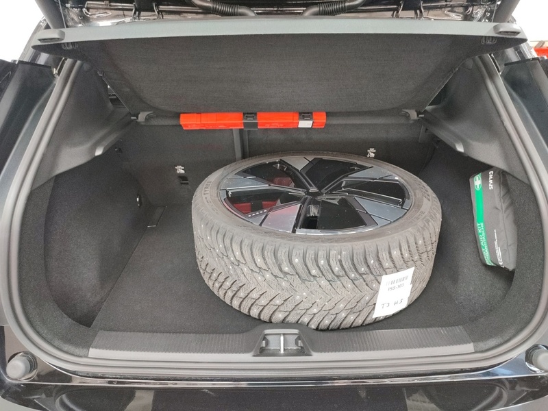 Volvo EX30 vaihtoauto