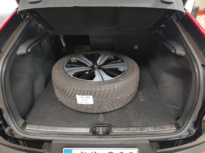 Volvo C40 vaihtoauto