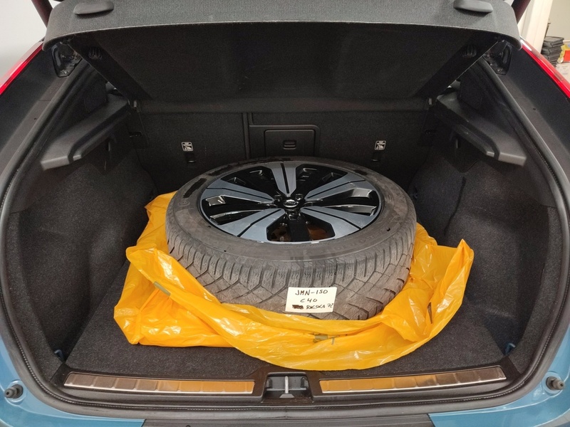 Volvo C40 vaihtoauto