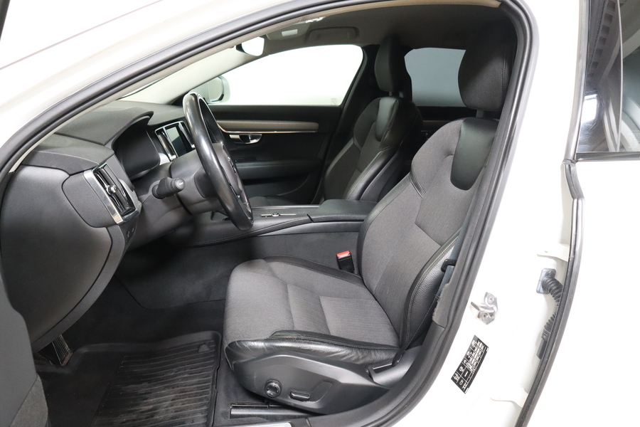 Volvo V90 Cross Country vaihtoauto