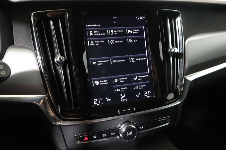 Volvo V90 Cross Country vaihtoauto