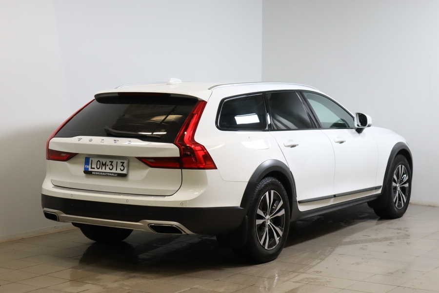 Volvo V90 Cross Country vaihtoauto