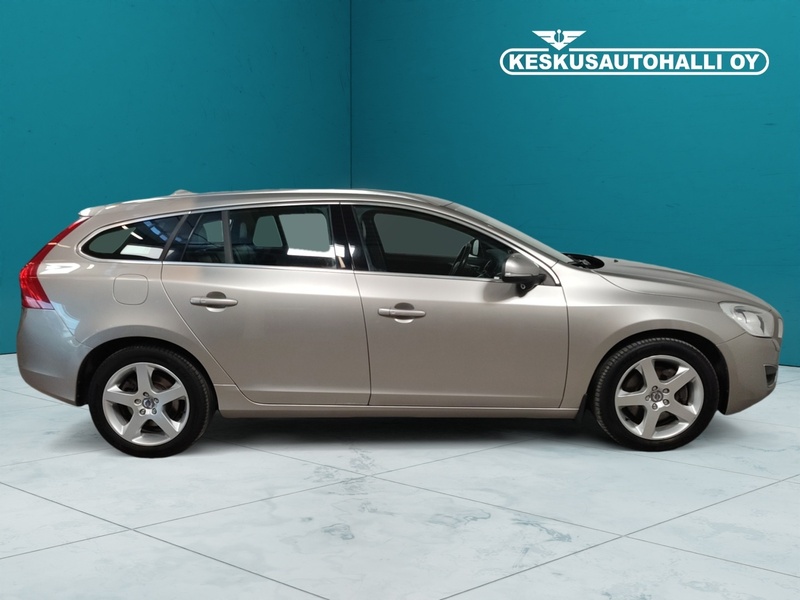 Volvo V60 vaihtoauto