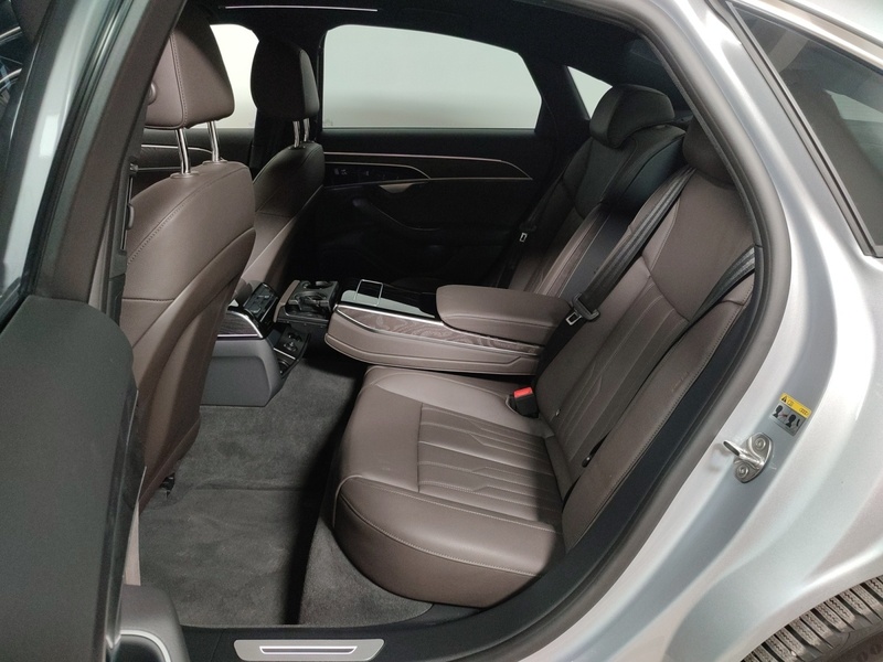 Audi A8 vaihtoauto