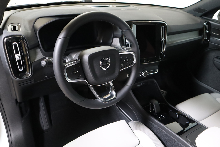 Volvo EC40 vaihtoauto