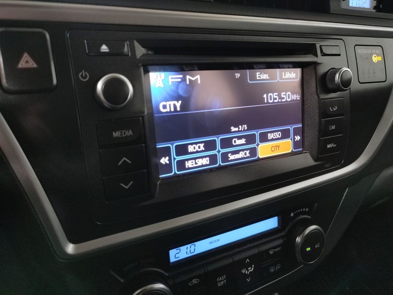 Toyota Auris vaihtoauto