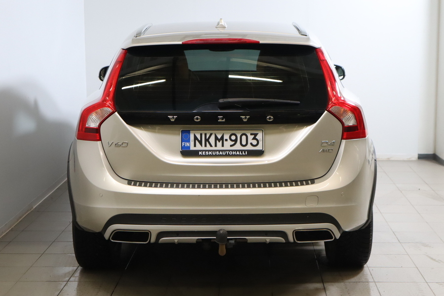 Volvo V60 Cross Country vaihtoauto
