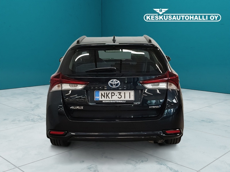 Toyota Auris vaihtoauto