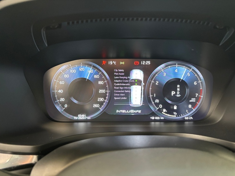 Volvo V60 vaihtoauto