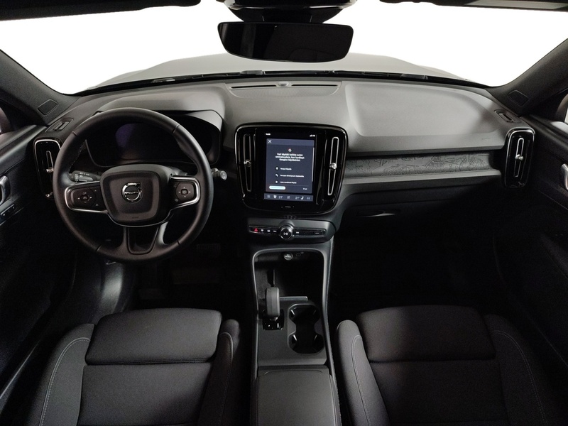 Volvo EX40 vaihtoauto