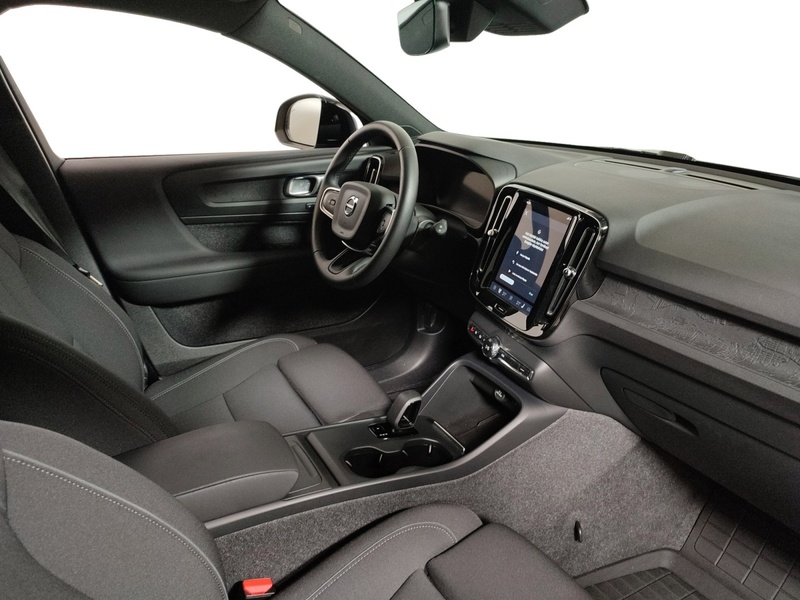 Volvo EX40 vaihtoauto