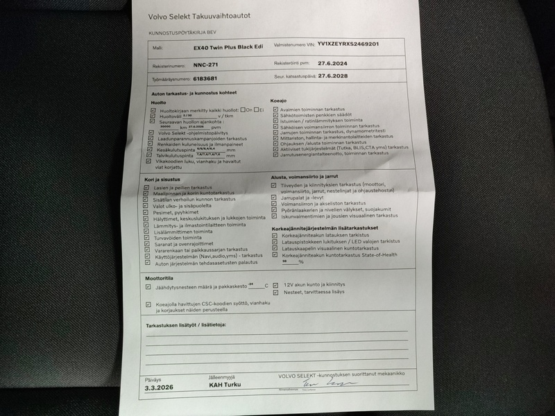 Volvo EX40 vaihtoauto