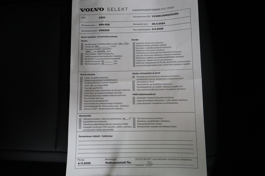 Volvo EX30 vaihtoauto