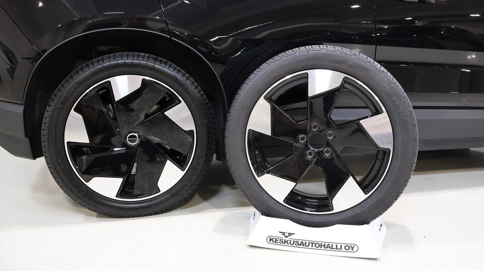 Volvo EX30 vaihtoauto