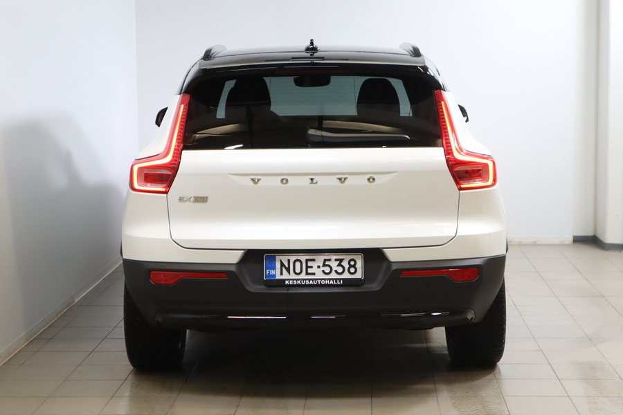 Volvo EX40 vaihtoauto