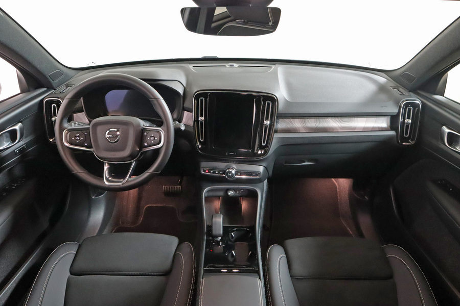 Volvo EX40 vaihtoauto