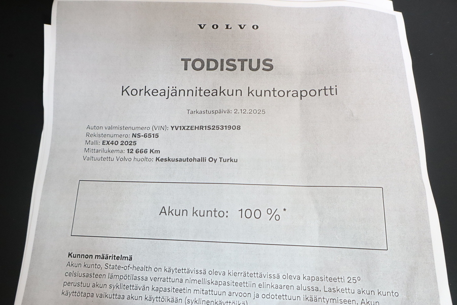 Volvo EX40 vaihtoauto