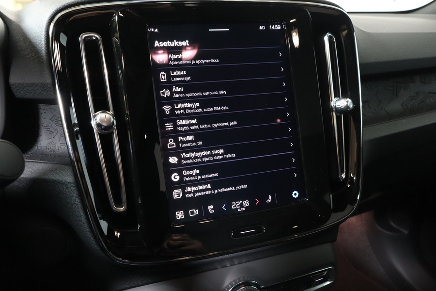 Volvo EC40 vaihtoauto