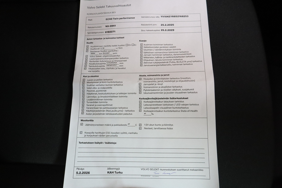 Volvo EC40 vaihtoauto