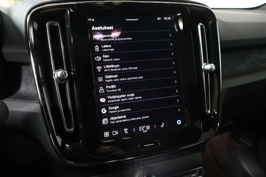 Volvo C40 vaihtoauto