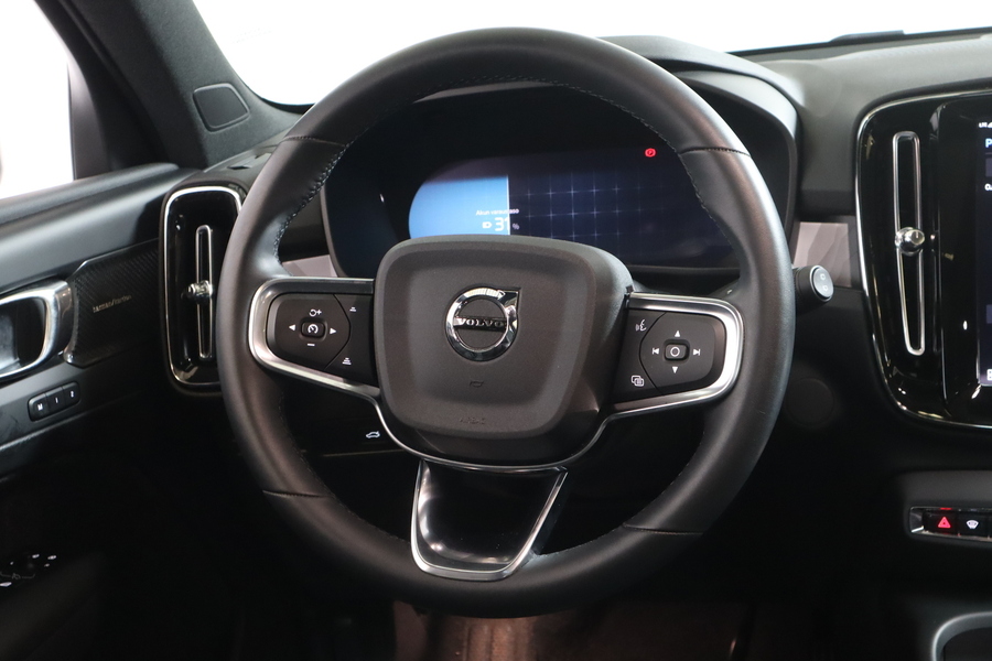 Volvo EX40 vaihtoauto