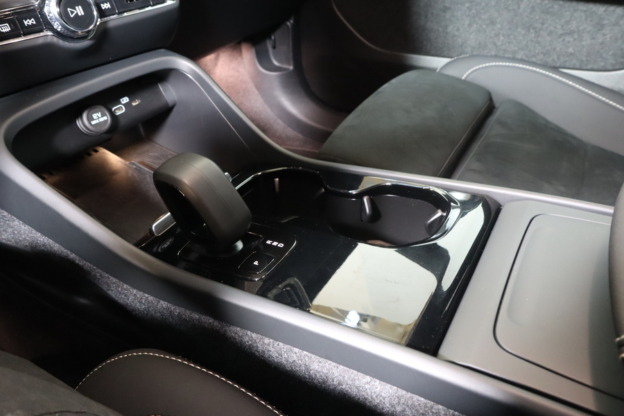 Volvo EX40 vaihtoauto