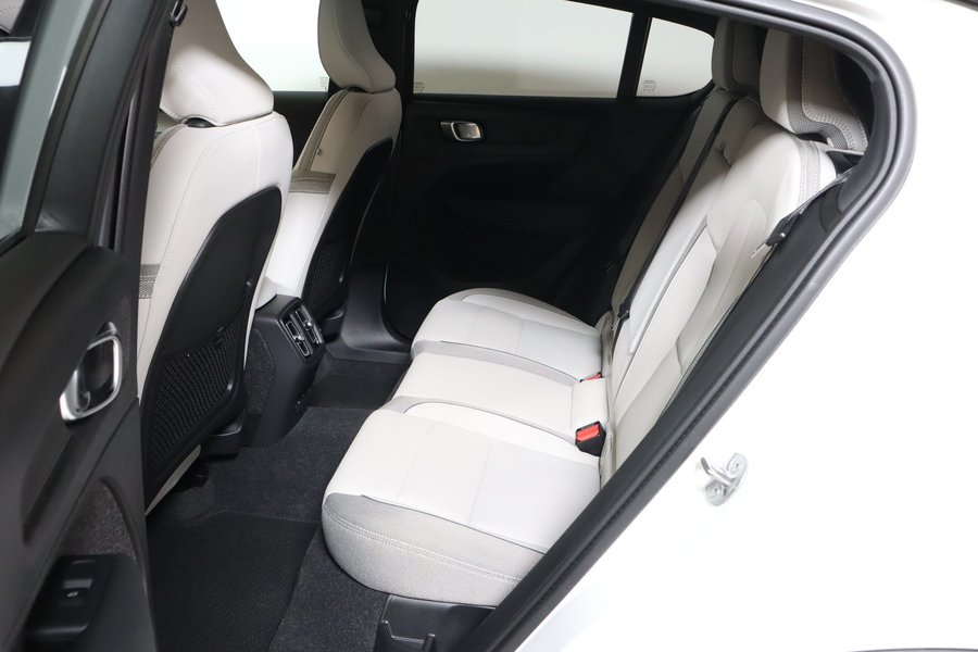 Volvo EC40 vaihtoauto