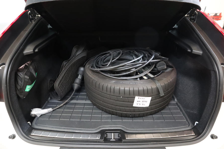 Volvo EC40 vaihtoauto