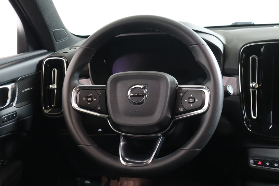 Volvo EX40 vaihtoauto